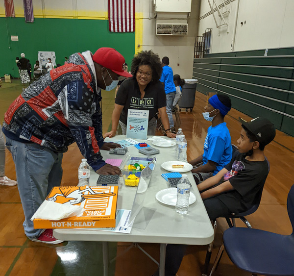 Community members constructing antibodies and viruses out of Duplos